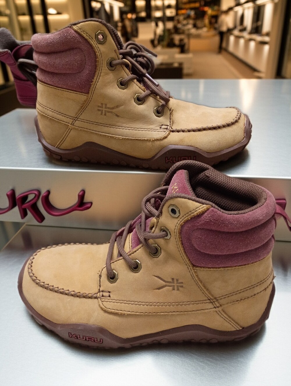 KURU Quest Women's Golden Tan & Red Hiking Boots Plantar Fascitis Support 7M